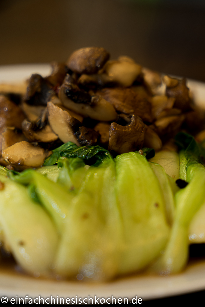 Pak Choi mit Pilz-1 – Einfach Chinesisch Kochen